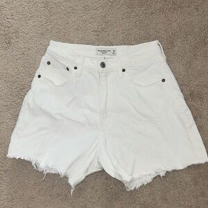 Abercrombie & Fitch White CURVE LOVE DAD Jean Shorts